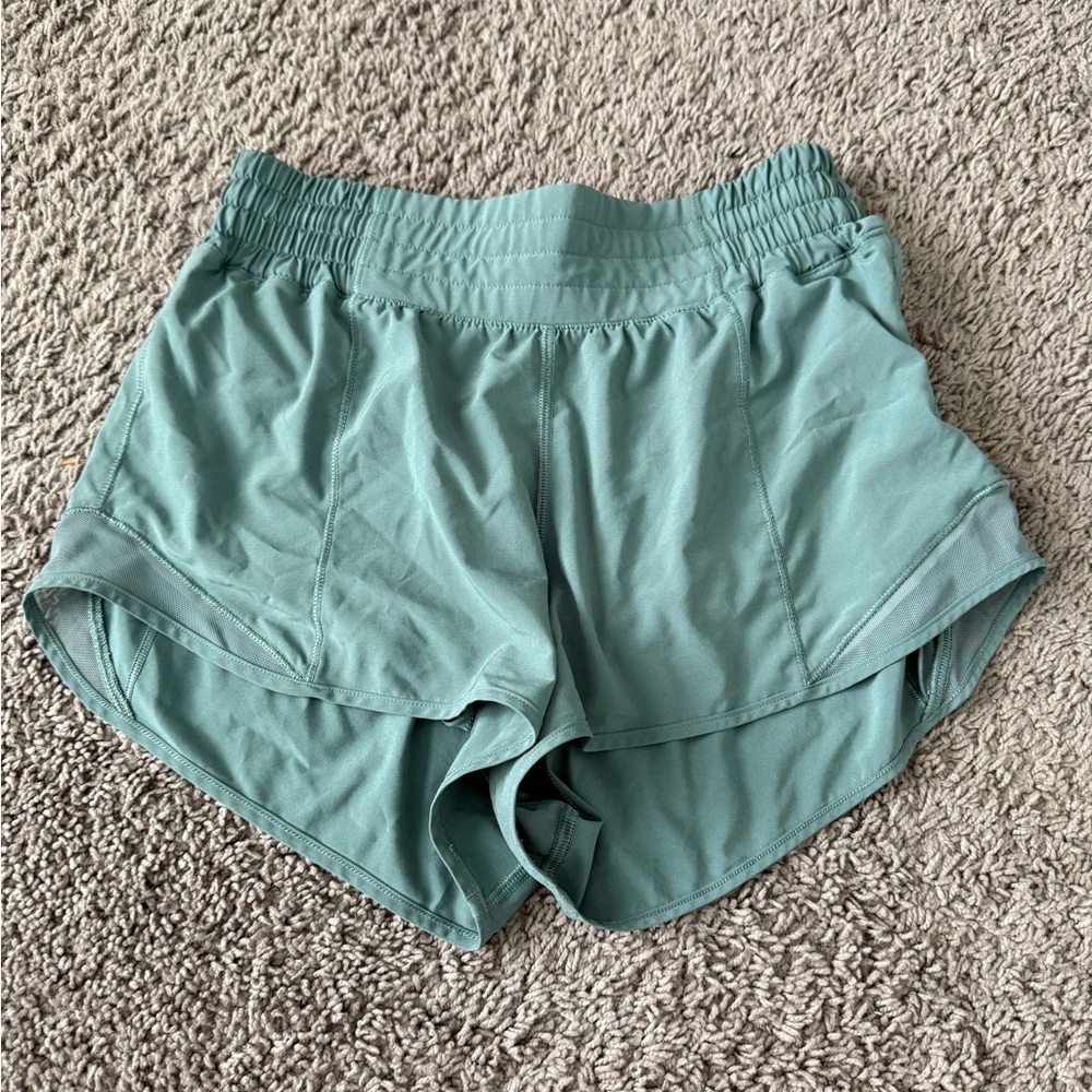 Lululemon light green hottie hots size 4